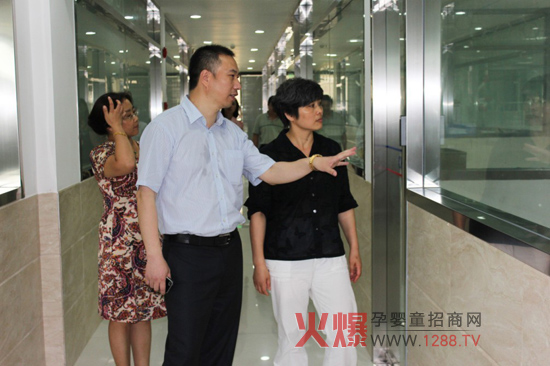 �Ϻ��з��t�^(q��)�y(t��ng)��(zh��n)�����L�W�R����ָ��(d��o)����