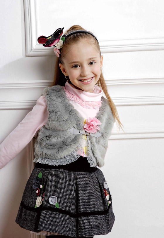 鉛筆俱樂(lè)部可愛(ài)女童服飾