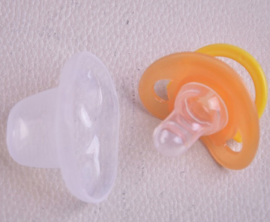 尚yinge安撫奶嘴M