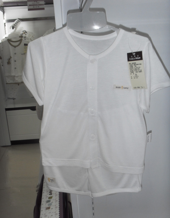 娃愛(ài)的蓓蓓白色開(kāi)衫夏季套裝