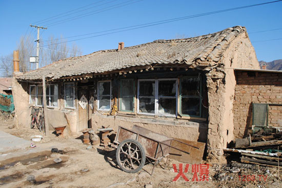 �ƿɾ�ٛ(z��ng)300�fԪ�̷��P(gu��n)���Ї�ؚ������