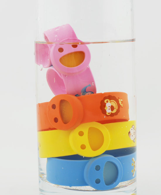 BUGOUT笑臉啪啪圈驅蚊手環(huán)