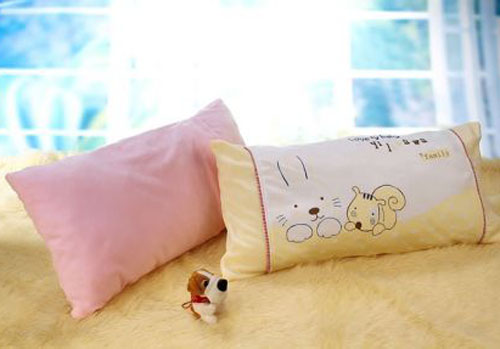 諾親小屋水晶絨大號7D彈力枕