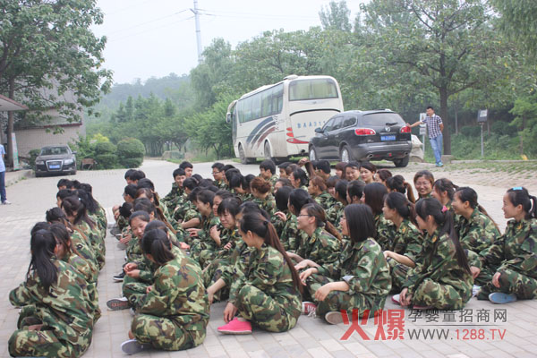 �F(tu��n)꠺��� �����������ŗ�