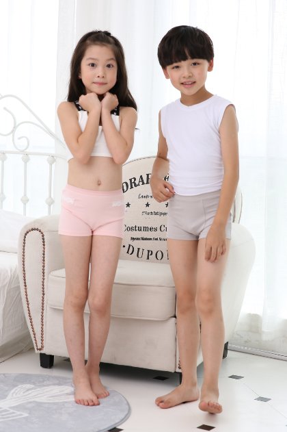 阿瑪熊兒童生態(tài)內(nèi)褲純色男女款.jpg 阿瑪熊兒童生態(tài)內(nèi)褲純色男女款.jpg