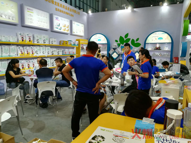 ֱ���\���t(y��)ˎ�Ϻ�CBMEչ��(hu��) ��ſ����X�ό�ؐ����ѝƷ���˚�ߝq