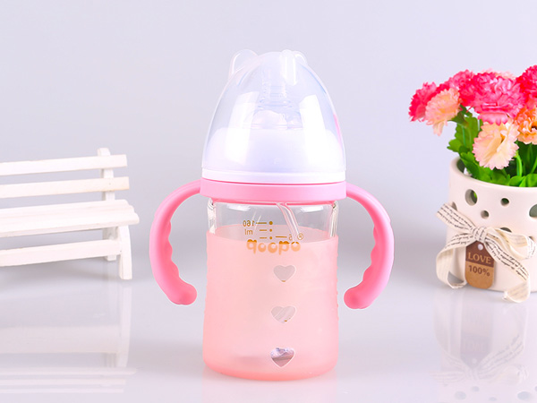 qoopo有柄自動(dòng)寬口徑玻璃小奶瓶.jpg qoopo有柄自動(dòng)寬口徑玻璃小奶瓶.jpg