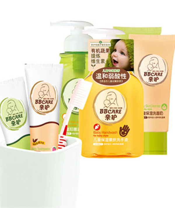 親護(hù)兒童保濕洗面奶.jpg 親護(hù)兒童保濕洗面奶.jpg