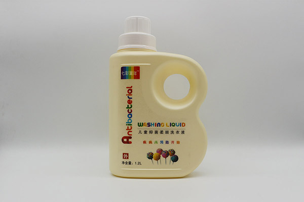 七彩童年兒童抑菌柔順洗衣�.jpg 七彩童年兒童抑菌柔順洗衣�.jpg