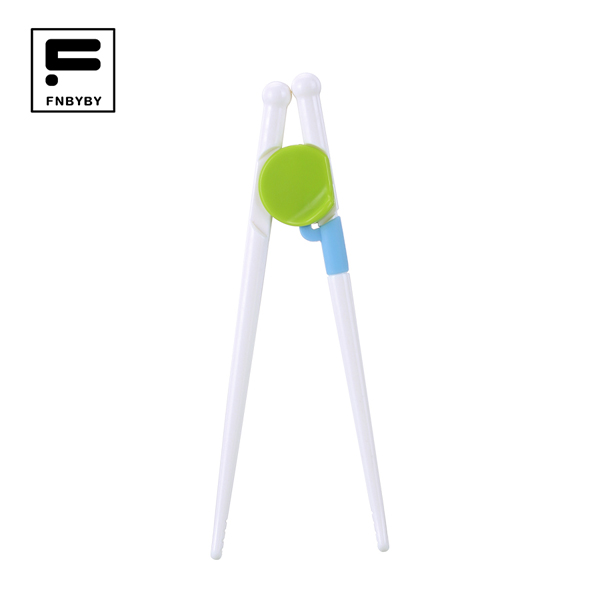 菲尼貝貝寶寶練習(xí)筷子