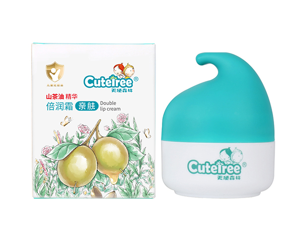    ��ʹɭ��ɽ���;��A����(r��n)˪