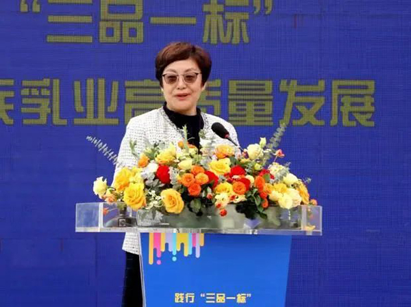 越秀輝山加入中國農墾乳業(yè)聯(lián)盟 乘勢啟新助推高質量發(fā)展3.jpg 越秀輝山加入中國農墾乳業(yè)聯(lián)盟 乘勢啟新助推高質量發(fā)展3.jpg