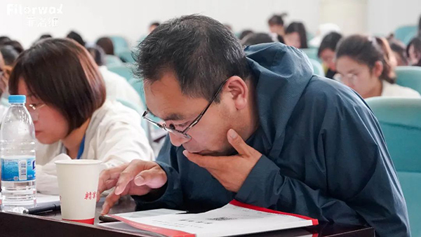 菲洛維HES菁英伙伴專業(yè)學(xué)術(shù)峰會(huì)南京站21.jpg 菲洛維HES菁英伙伴專業(yè)學(xué)術(shù)峰會(huì)南京站21.jpg