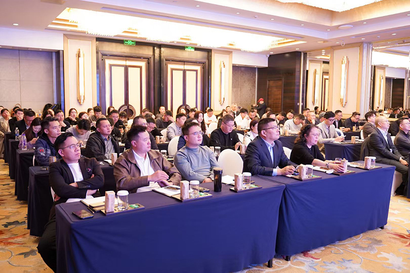 益荃康1+小荃膳特醫(yī)全營(yíng)養(yǎng)新品發(fā)布會(huì)2.jpg 益荃康1+小荃膳特醫(yī)全營(yíng)養(yǎng)新品發(fā)布會(huì)2.jpg