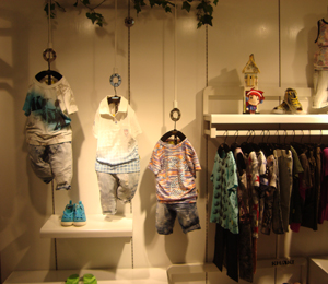 �V�ݿ����ݷ�����޹�˾����չʾ