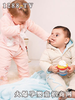 ���혷�ۼt�Sɫ��ͯ���b