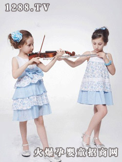 С�����2010����ϵ�ж��{(l��n)ɫ���~ȹ