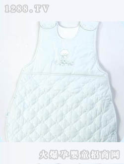 С���ȸ��{ɫ�냺˯��