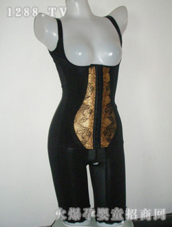 ��һ�c�����ͺ�ɫ�B�w��(n��i)��