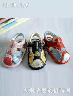 ��ѩ���W����ƤЬ��ѩ