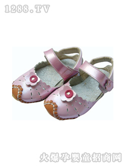 ������؈��ɫ��Ь