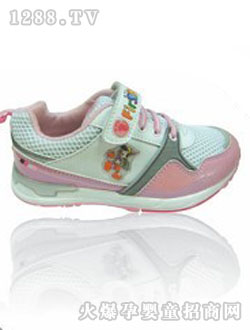 ��һ��Ů���W(w��ng)���\(y��n)��Ь