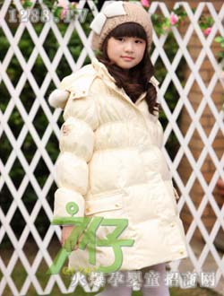 �������Sɫ��q��