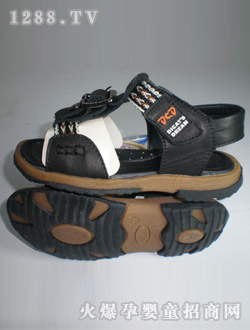 ��؈֮��(m��ng)�냺ƤЬ