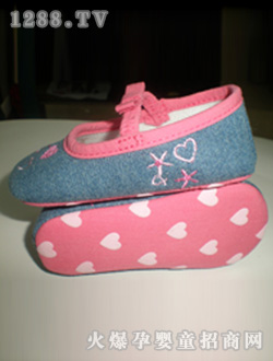 ��؈֮����ɫ�냺��Ь