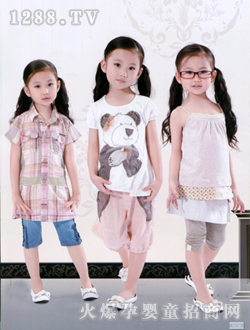 �{(l��n)ɫ���`�۰�ɫ���b