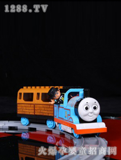 ���R˹С��܇(ch��)��ͯ���