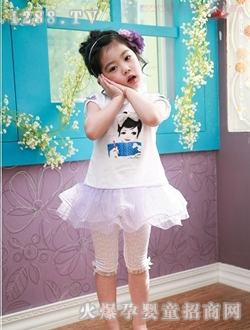 С�ɘ�(l��)��ɫ���b