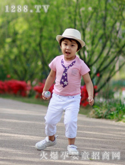 С�ɘ�(l��)��ɫ��ͯ����