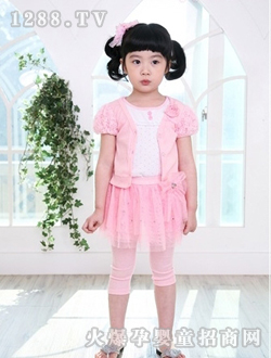 С�ɘ�(l��)��ɫ���b