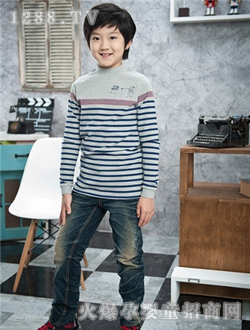 С�ɘ�(l��)��ɫ��ͯë��