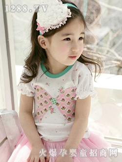 С�ɘ�(l��)�۰�ɫ���b