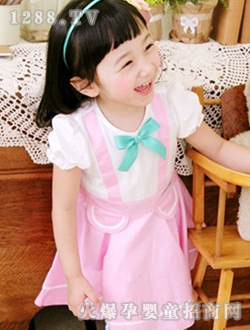 С�ɘ�(l��)��ɫ���b