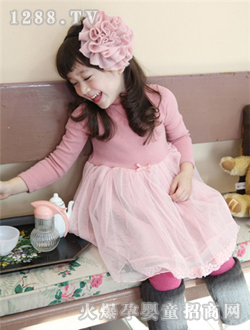 С�ɘ�(l��)��ɫŮͯ���b