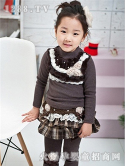 С�ɘ�(l��)����ɫ���b