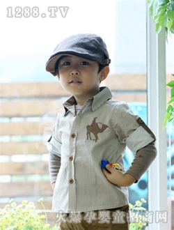 С�ɘ�(l��)�\��ɫ���b