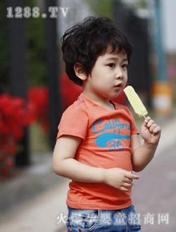 С�ɘ���ɫ����