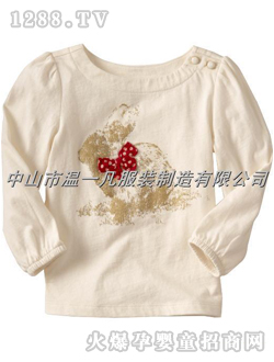 ��һ���װ�ɫŮͯ�L��T��