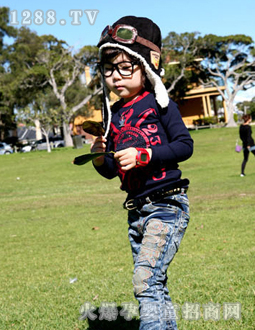 ���S�����{(l��n)ɫ����