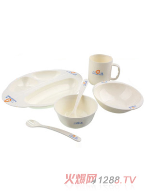 �ɐ�(��i)С���냺��Ʒ�Y�а˼��M