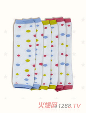 嬰之初點(diǎn)點(diǎn)關(guān)愛多功能護(hù)肘膝套