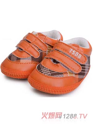 ��ʹ֮���Ứ��+PU�׃��W(xu��)��Ь��ɫ