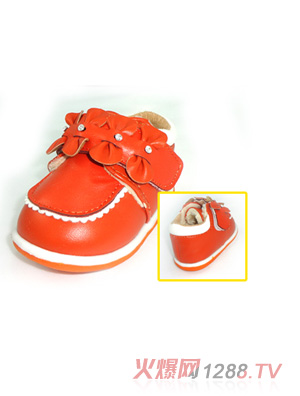 ����(l��)����ɫ�����냺Ь