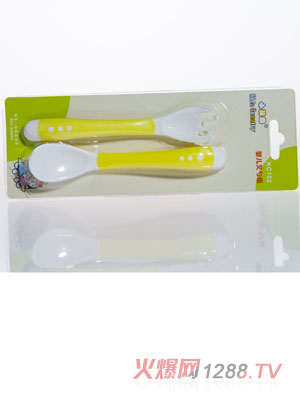 С�����냺���׽M���Sɫ