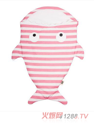 ������baby bites����С���~˯�� ��ɫ