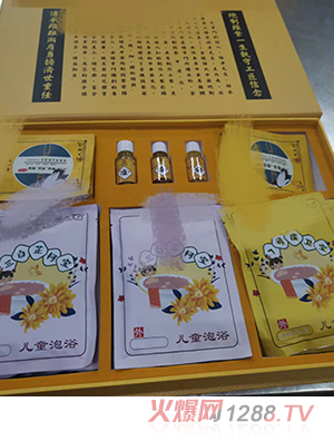 ��ͯ��ԡ���׺�